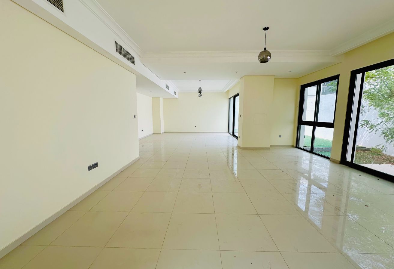 6 + Maids | Spacious Layout | Excellent Condition 4