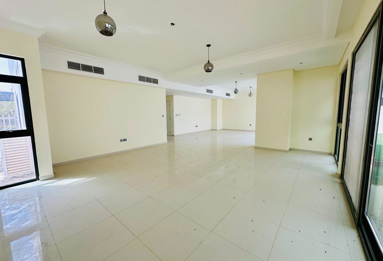 6 + Maids | Spacious Layout | Excellent Condition 3