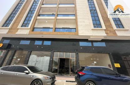 عمارة بالكامل - استوديو - 8 حمامات للبيع في 2 المويهات - المويهات - عجمان
