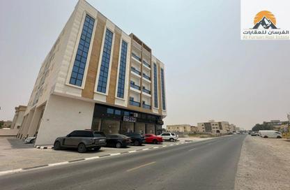 عمارة بالكامل - استوديو - 8 حمامات للبيع في 2 المويهات - المويهات - عجمان