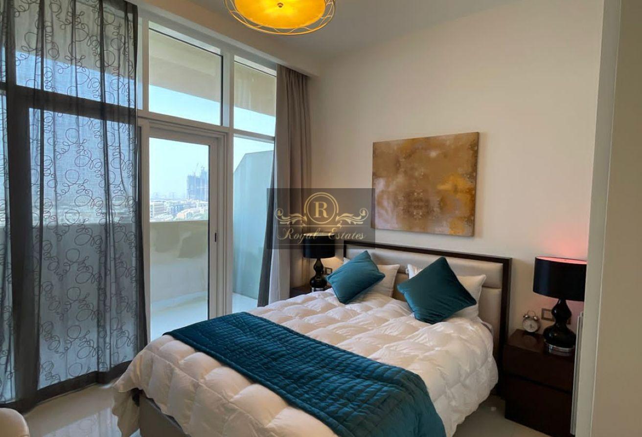 High Floor / Great Deal / Large Layout photo 4