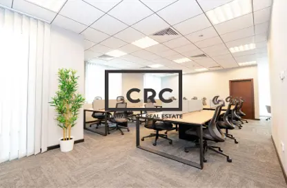 مكتب - استوديو - 2 حمامات للايجار في القمة - الخليج التجاري - دبي