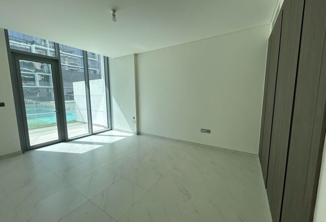 Lagoon-Front Luxury | Vacant | Multiple Options 5