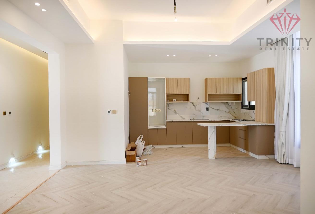 Brand New | Spacious & Contemporary Design photo 7