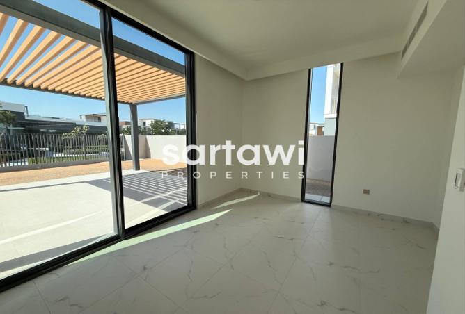 14618948 - Property Image 3