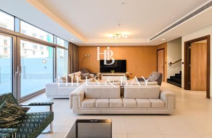 Villa - 5 Bedrooms - 6 Bathrooms for rent in 180 Degrees Villas - Liwan - Dubai Land - Dubai