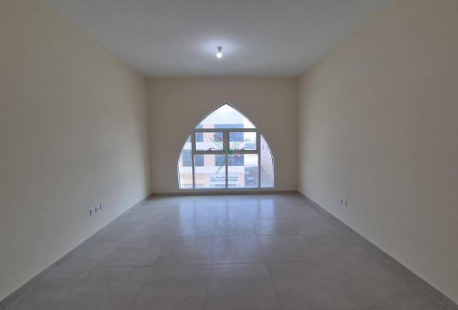 54004778 - Property Main Image