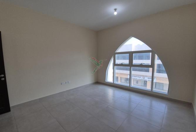 54004778 - Property Image 3