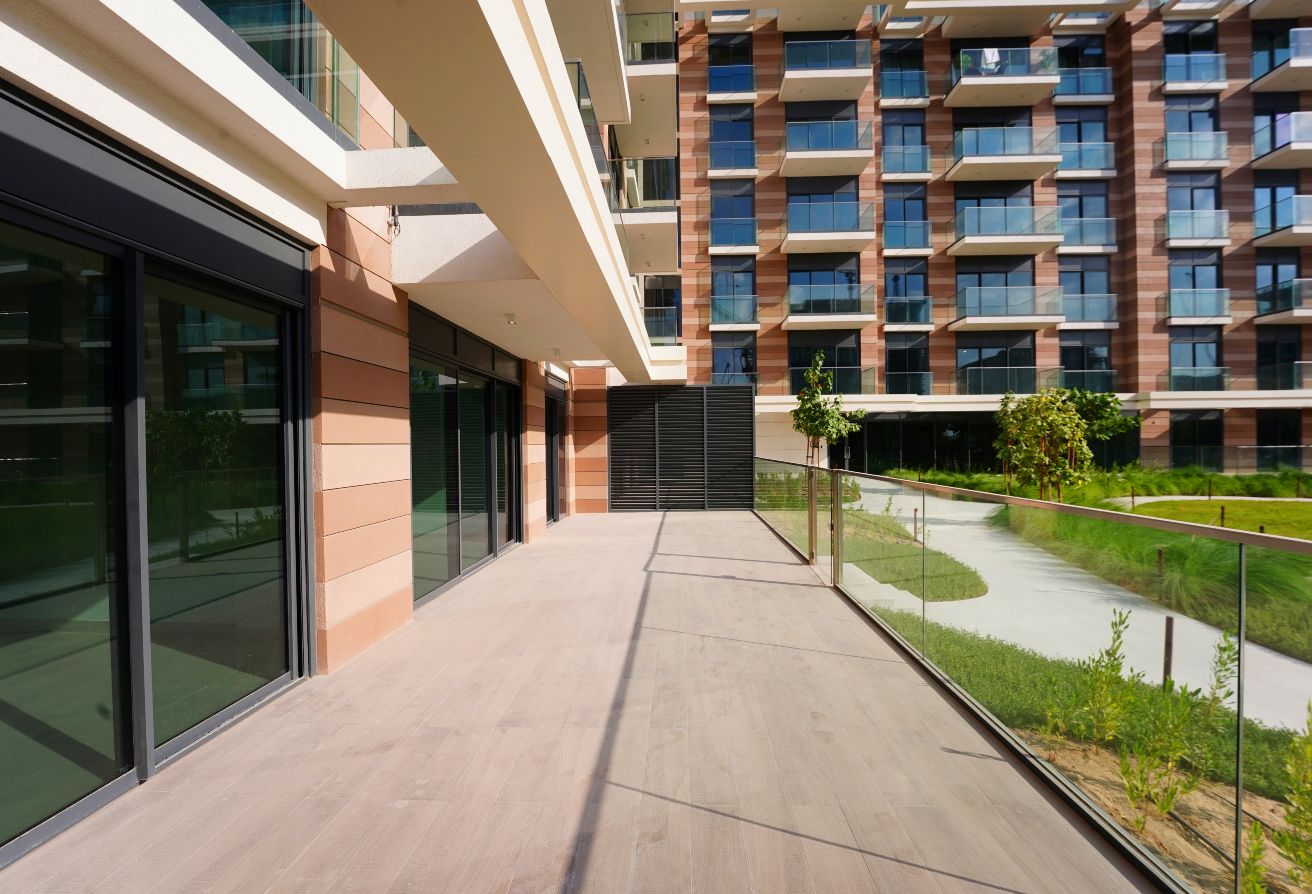 Park View | Large Layout | Big Terrace | Vacant