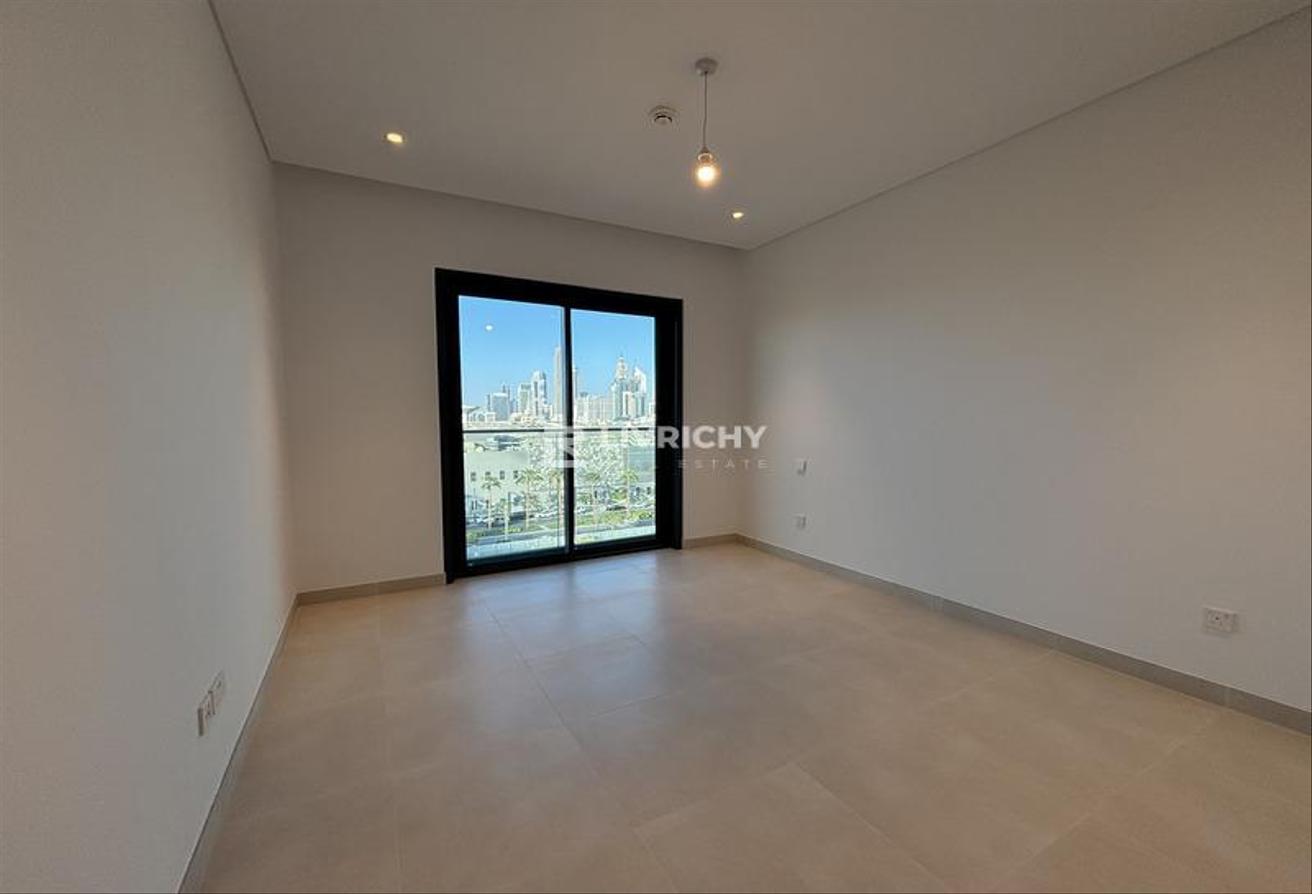 City View | Ready to Move | Bright photo 5