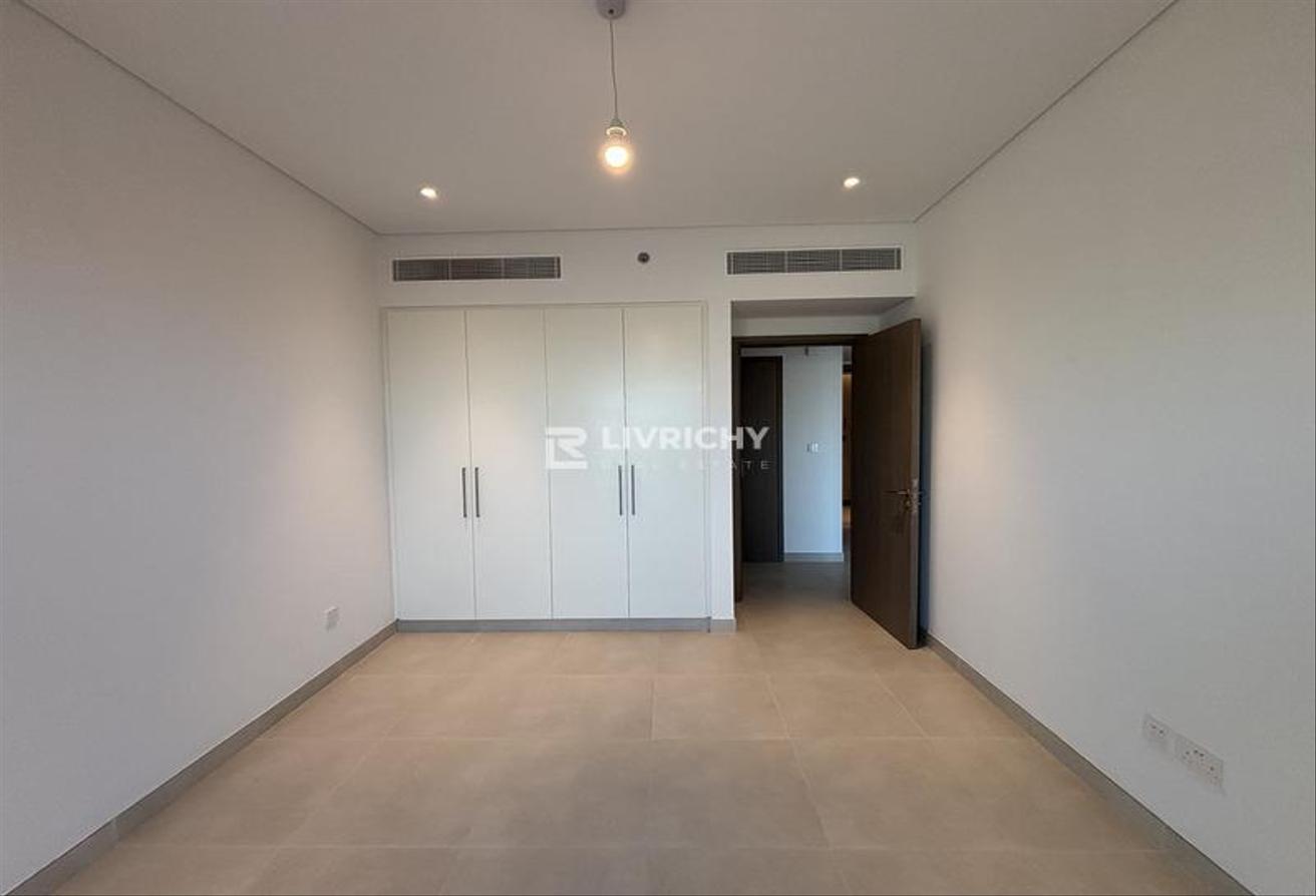 City View | Ready to Move | Bright photo 3