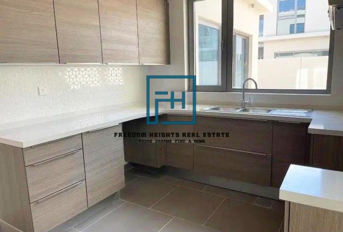 15558267 - صورة العقار 2