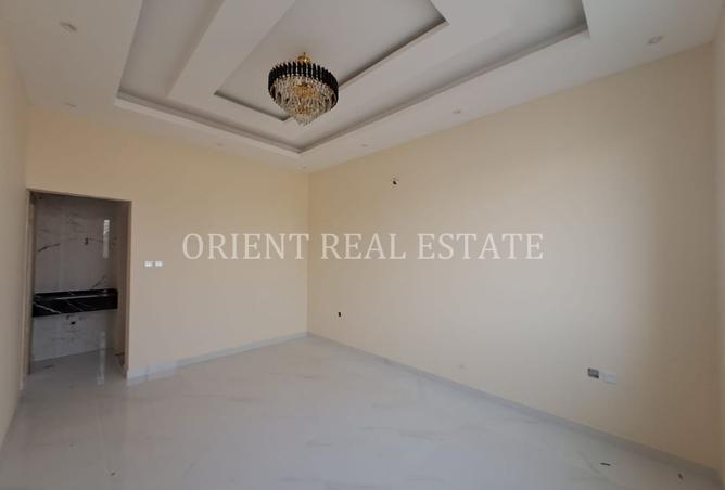 15558180 - Property Image 3