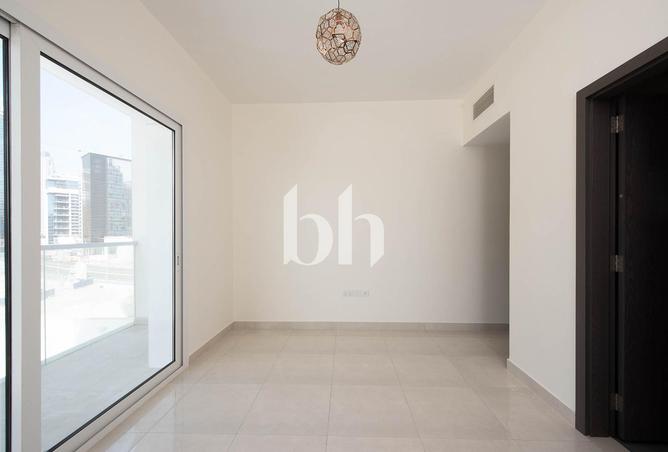 106848620 - Property Image 3