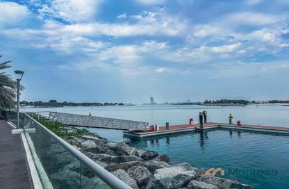Apartment - 1 Bedroom - 2 Bathrooms for sale in Azure Residences - Palm Jumeirah - Dubai