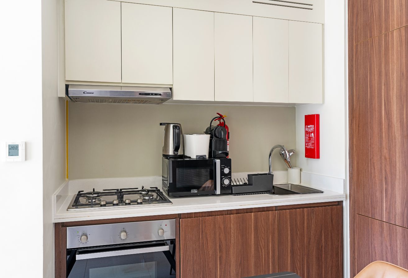 Fully Furnished | Prime Location | Amazing View 5