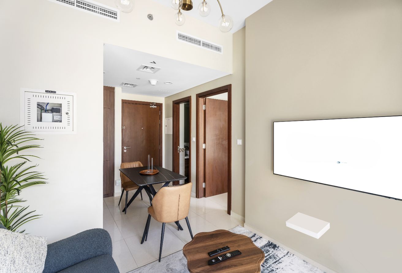 Fully Furnished | Prime Location | Amazing View 2
