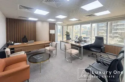 مكتب - غرفة نوم للايجار في برج أوبال - الخليج التجاري - دبي