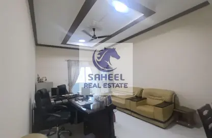 شقة - 2 غرف نوم - 2 حمامات للبيع في راك تاور - السير - رأس الخيمة