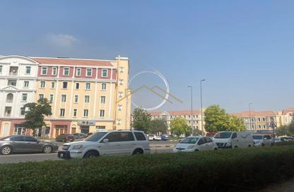 محل - استوديو - 1 حمام للايجار في P24 - طراز فرنسي - المدينة العالمية - دبي محل - استوديو - 1 حمام للايجار في P24 - طراز فرنسي - المدينة العالمية - دبي