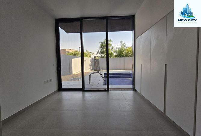 15595001 - Property Image 3