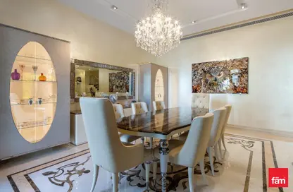 Villa - 5 Bedrooms - 6 Bathrooms for rent in Palma Residences - Palm Jumeirah - Dubai