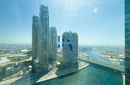 شقة - 1 حمام للبيع في ذا كورت تاور - الخليج التجاري - دبي