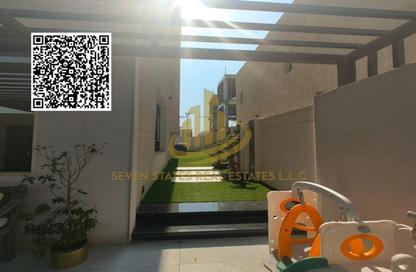 Villa - 5 Bedrooms - 6 Bathrooms for sale in Al Yasmeen 1 - Al Yasmeen - Ajman