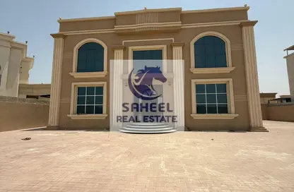 فيلا - 4 غرف نوم - 5 حمامات للايجار في الرفاع - رأس الخيمة