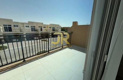 Townhouse - 3 Bedrooms - 2 Bathrooms for rent in Victoria - Damac Hills 2 - Dubai