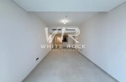 Apartment - 3 Bedrooms - 5 Bathrooms for rent in Radiant Square - City Of Lights - Al Reem Island - Abu Dhabi