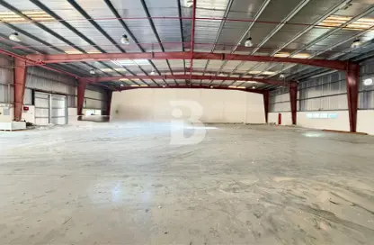 Warehouse - Studio for rent in Phase 2 - Dubai Investment Park (DIP) - Dubai