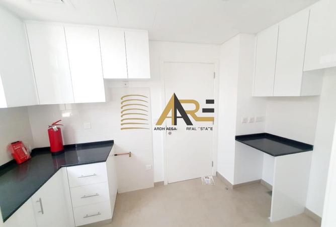 89207319 - Property Image 3