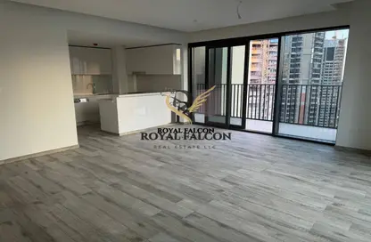 شقة - 2 غرف نوم - 3 حمامات للايجار في أحد ريزيدنس - الخليج التجاري - دبي