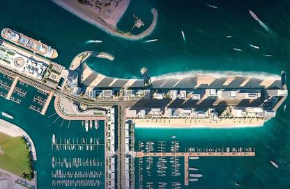 Apartment - 2 Bedrooms - 3 Bathrooms for sale in Seapoint Tower 1 - Seapoint - EMAAR Beachfront - Dubai Harbour - Dubai