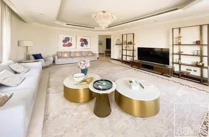 Villa - 5 Bedrooms - 6 Bathrooms for rent in Garden Homes Frond C - Garden Homes - Palm Jumeirah - Dubai