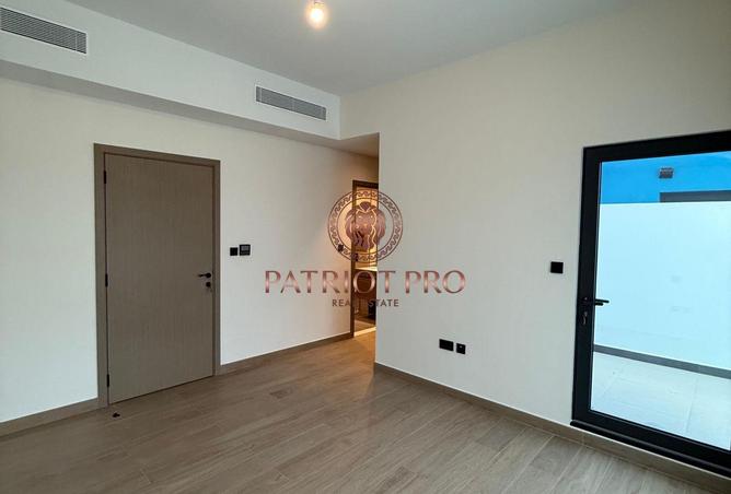 15673941 - صورة العقار 3