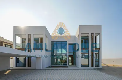 Villa - 5 Bedrooms - 7 Bathrooms for sale in Nad Al Dhabi - Al Jubail Island - Abu Dhabi