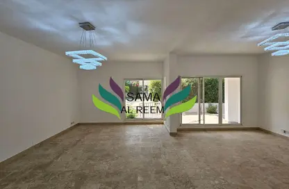 فيلا - 4 غرف نوم - 4 حمامات للايجار في فلل جميرا 3 - جميرا 3 - جميرا - دبي