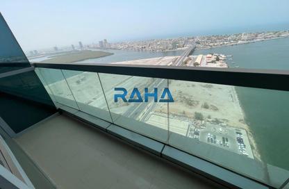 Apartment - 3 Bedrooms - 4 Bathrooms for rent in Julphar Residential Tower - Julphar Towers - Al Nakheel - Ras Al Khaimah
