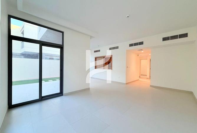 15713928 - صورة العقار 3