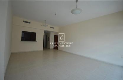 Apartment - 1 Bedroom - 2 Bathrooms for rent in Olympic Park 3 - Olympic Park Towers - Dubai Sports City - Dubai