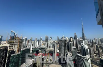 شقة - 1 حمام للبيع في بنينسولا ثري - بنينسولا - الخليج التجاري - دبي