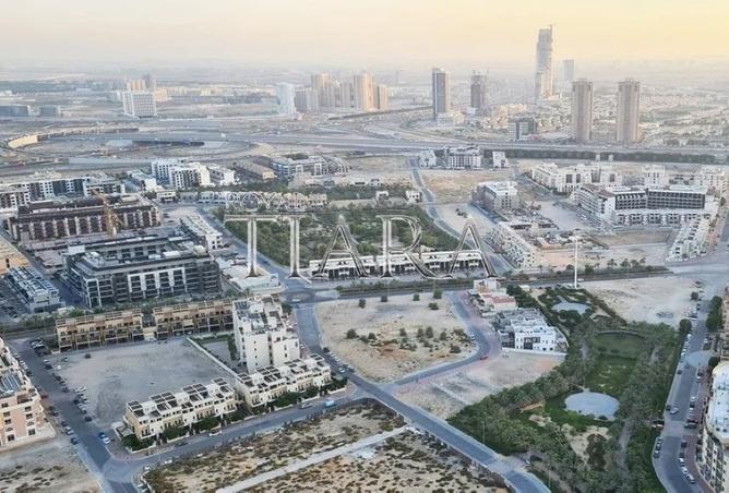 Mixed Use I Residential + Retail I Exclusive