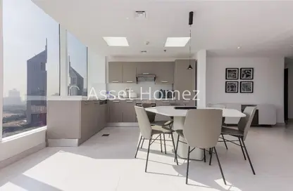 شقة - 2 غرف نوم - 3 حمامات للايجار في برج نسيمه - شارع الشيخ زايد - دبي