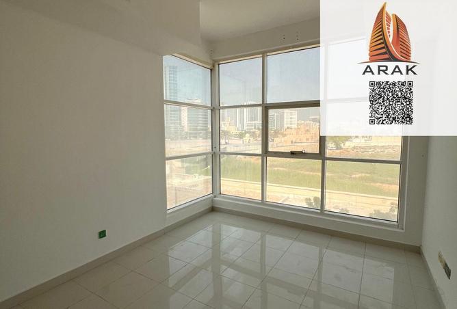 15694318 - صورة العقار 3