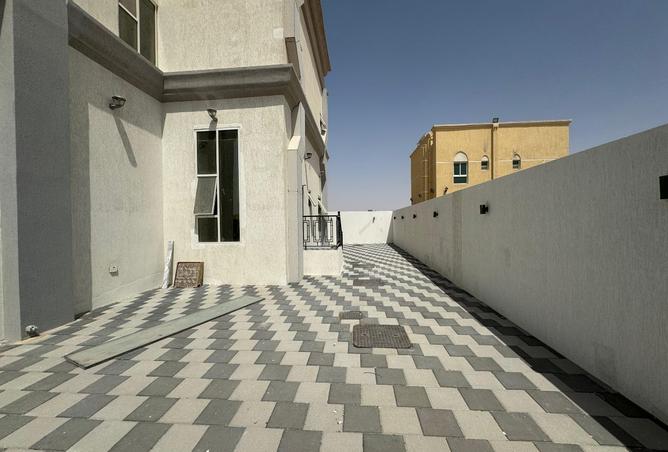 128861721 - Property Image 2