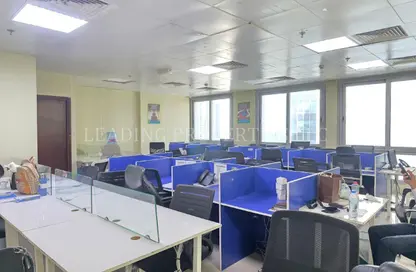 مكتب - 3 غرف نوم - 1 حمام للايجار في البرج الفضي - الخليج التجاري - دبي