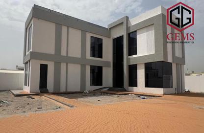Villa - 5 Bedrooms - 6 Bathrooms for rent in Al Aweer 1 - Al Aweer - Dubai