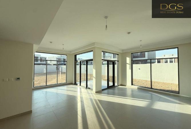 15702871 - صورة العقار 2